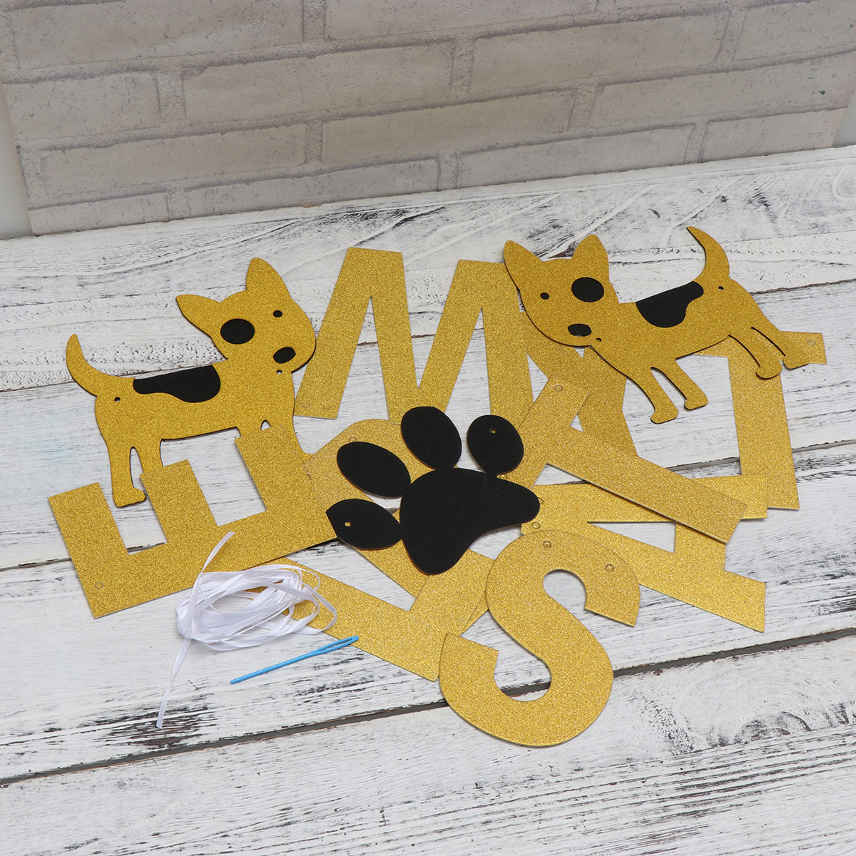 Golden Glitter Dog Paw Bunting - Star Tree Topper incelemesi ve fiyatı