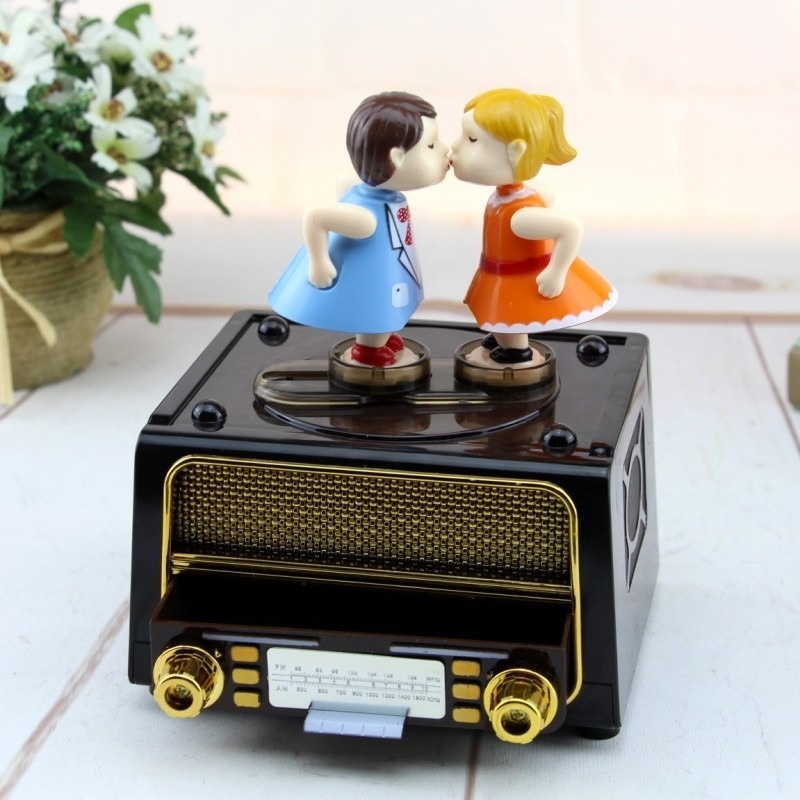 1Set Couple Kiss Music Box Bir - Snow Globe Musical incelemesi ve fiyatı